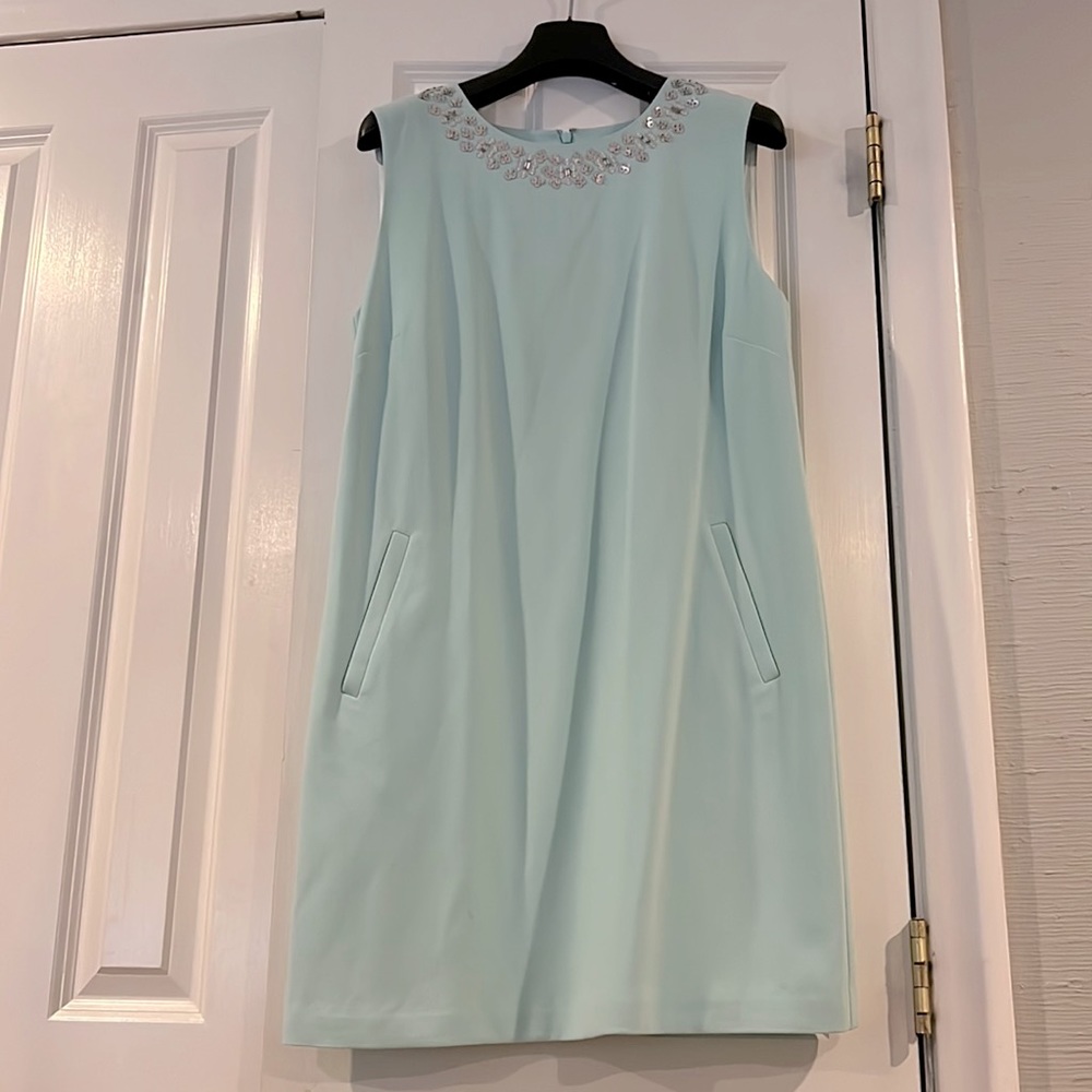 Vineyard vines beaded crepe dress